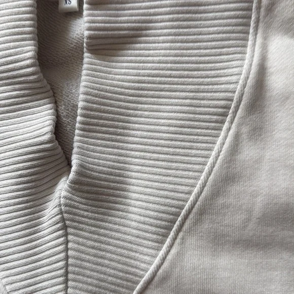 Agolde Off-White V-Neck Pullover Sweatshirt - Picture 4 of 5